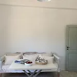 Visinokipos House *
