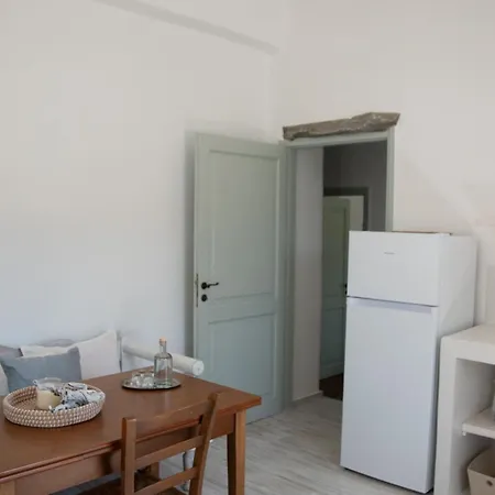 Διαμέρισμα Visinokipos House